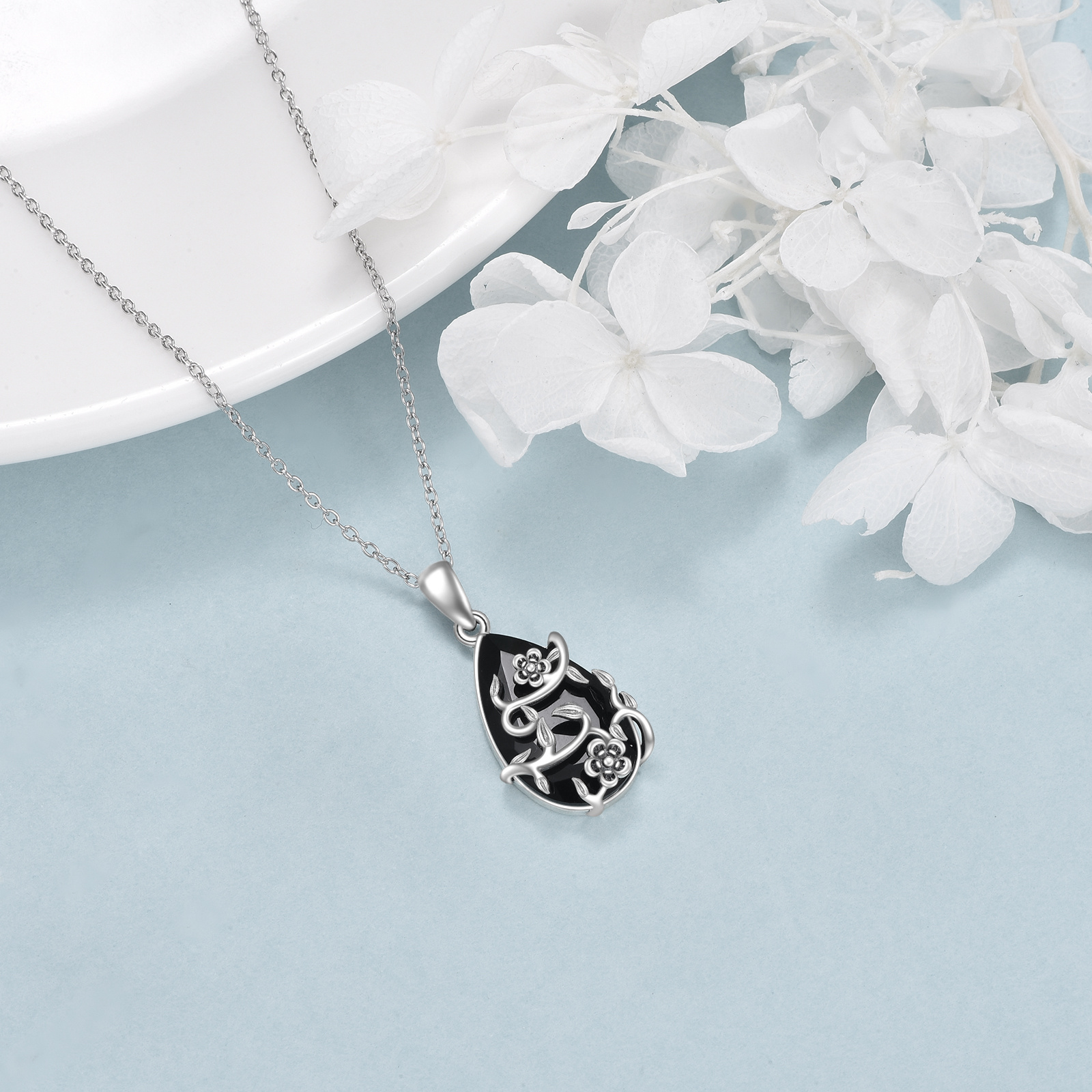 Women's Adjustable Vintage Flower Necklace with Black Obsidian Pendant